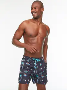Trendyol Men Conversational Printed Shorts