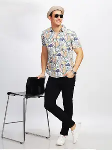 BULLMER Straight Floral Printed Spread Collar Cotton Curved Casual Shirt