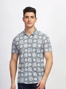 BULLMER Straight Abstract Printed Spread Collar Cotton Curved Casual Shirt
