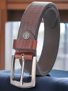 The Roadster Lifestyle Co Textured Leather Belt