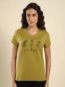 Van Heusen Floral Printed Cotton Relaxed Fit T-shirt