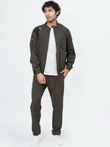 DIDA Men Colour-Blocked Comfort Fit Tracksuits