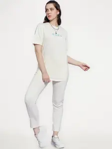 EDRIO Printed Round Neck Pure Cotton T-Shirt & Mid-Rise Trouser