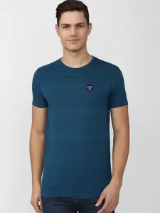PETER ENGLAND UNIVERSITY Men Applique Slim Fit T-shirt