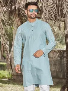 Authentics Men Embroidered Flared Sleeves Thread Work Kurta
