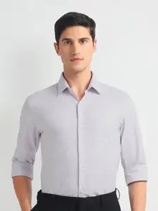 Arrow Slim Fit Micro Checked Pure Cotton Twill Formal Shirt