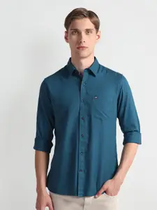 Arrow Sport Slim Fit Spread Collar Casual Shirt