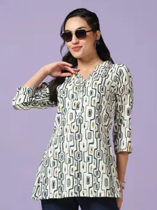 FASHION DREAM Abstract Printed V-Neck Three-Quarter Sleeves Top