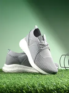 HRX by Hrithik Roshan Men Grey Textured Running Shoes