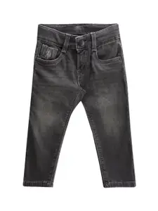 U.S. Polo Assn. Kids Boys Classic Slim Fit Mid Rise Light Fade Stretchable Jeans