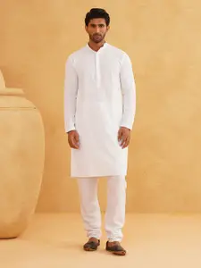 SOJANYA Geometric Embroidered Mandarin Collar Thread Work Pure Cotton Kurta & Churidar