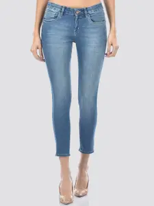 Numero Uno Women Skinny Fit Light Fade Clean Look Mid Rise Cotton Jeans