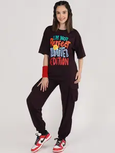 CHKOKKO Printed T-Shirt With Joggers