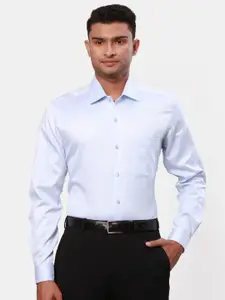 Raymond Contemporary Fit Cutaway Collar Pure Cotton Formal Shirt