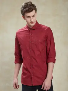 Turtle Relaxed Slim Fit Abstract Printed Spread Collar Cotton Casual Shirt