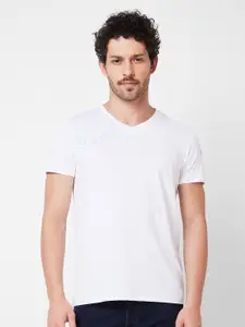 SPYKAR Typography Printed V-Neck Half Sleeves Slim Fit Cotton Casual T-shirt