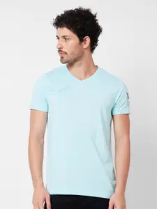SPYKAR Typography Printed V-Neck Cotton Slim Fit T-shirt