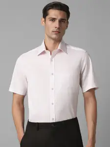 Louis Philippe Geometric Printed Classic Cotton Opaque Formal Shirt