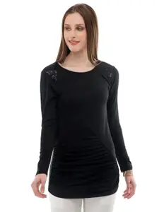 Karmic Vision Round Neck Fitted Knitted Top