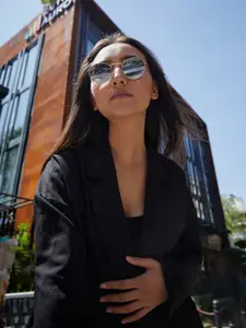 HAUTE SAUCE by  Campus Sutra Women Oversized Sunglasses With Polarised Lens AW24_HSSG1385