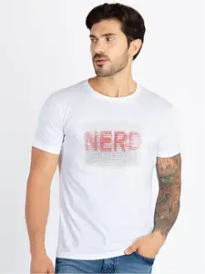Status Quo Typography Printed Round Neck Cotton T-shirt