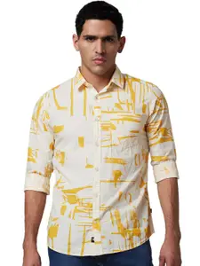 SPYKAR Abstract Printed Slim Fit Opaque Casual Shirt
