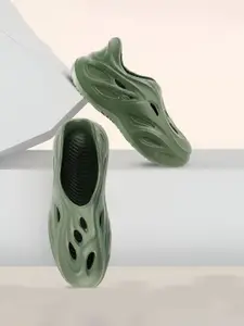 Red Tape Men Rubber Clogs