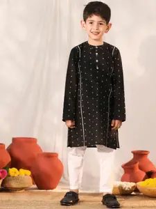 VASTRAMAY Boys Regular Kurta with Pyjamas