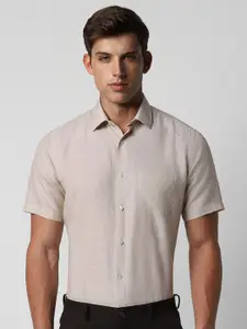 Van Heusen Men Opaque Formal Shirt