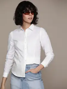 Roadster Women Relaxed Opaque Cotton Casual Shirt