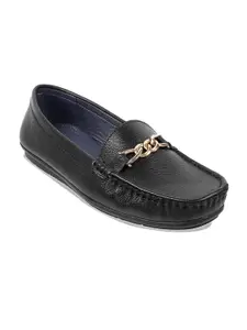 Mochi Textured Embellished Round Toe Slip-On Loafers
