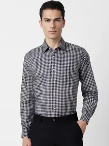 Van Heusen Regular Fit Gingham Checks Opaque Cotton Formal Shirt