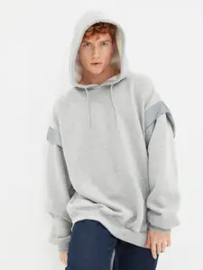 Trendyol Hooded Cotton Sweatshirt