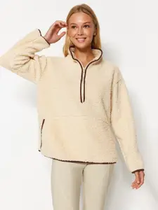 Trendyol Half Zipper Mock Collar Pullover Sweatshirt