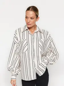 Trendyol Striped Spread Collar Long Sleeves Casual Shirt