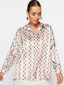 Trendyol Opaque Geometric Printed Casual Shirt