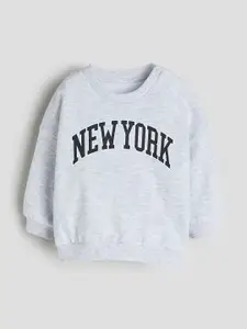 H&M Boys Text-Printed Pure Cotton Sweatshirt