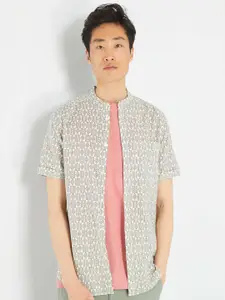 KIABI Geometric Printed Cotton Casual Shirt