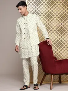 House of Pataudi Men Geometric Printed Jashn Pure Cotton Kurta with Trousers & Jacket