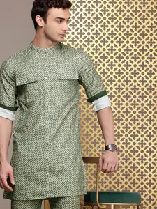 House of Pataudi Men Printed Pure Cotton Jashn Straight Style Kurta with Trousers