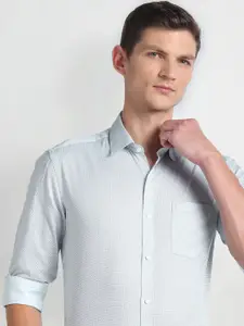 Arrow Spread Collar Slim Fit Opaque Micro Ditsy Cotton Autopress Formal Shirt