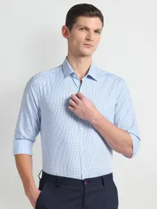 Arrow Slim Fit Opaque Printed Cotton Formal Shirt