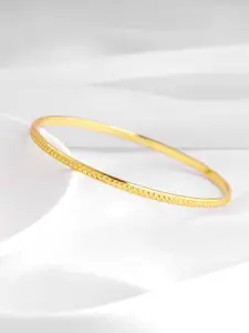 GIVA 925 Sterling Silver Gold-Plated Crater Cuts Bangle