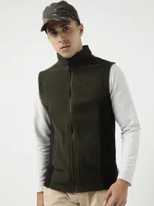 Wildcraft Lightweight Mock Collar Sleeveless Anti Odour Tailored Jacket