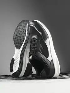OFF LIMITS Men Textured Lace-Ups Running Shoes
