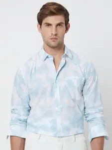 Mufti Abstract Printed Cotton Slim Fit Opaque Casual Shirt