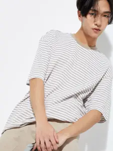 max URB_N Men Striped Monochrome Round Neck Short Sleeves Oversized Pure Cotton T-shirt