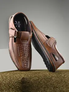 KARADDI Tan Confortable & Lightweight Sandals