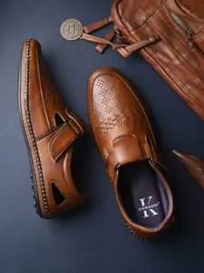 KARADDI Tan Confortable & Lightweight Sandals