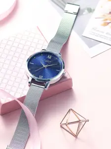 Sonata Poze Women Embellished Dial & Metal Straps Analogue Watch SP80019SM01W